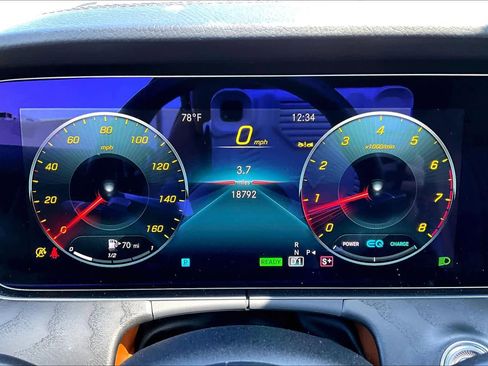 Used 2023 Mercedes-Benz E 450 Coupe image 25