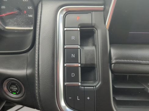 Used 2021 Chevrolet Tahoe LS RWD image 16