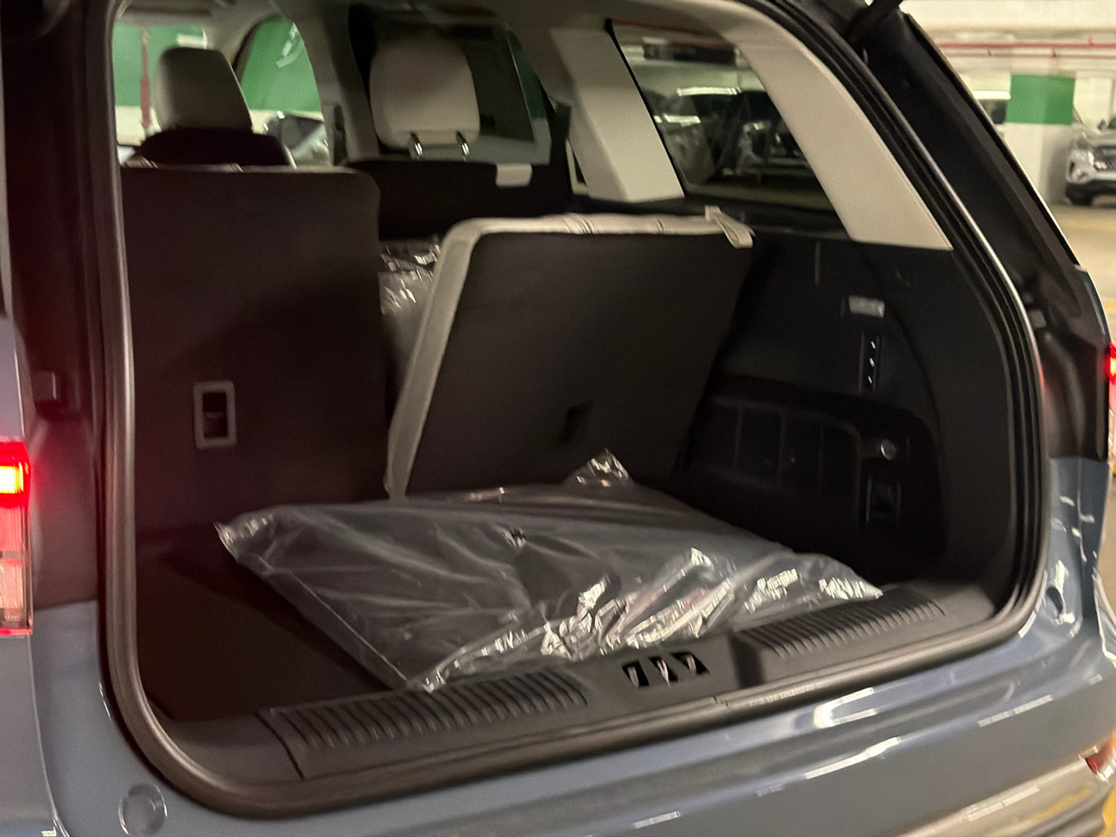 New 2027 Lincoln Aviator AWD image 8