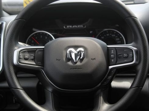 New 2026 RAM 1500 Express AWD/4WD image 18