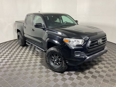 Used 2021 Toyota Tacoma SR image 3