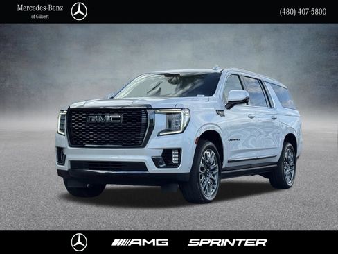 Used 2023 GMC Yukon XL Denali Ultimate AWD/4WD image 1