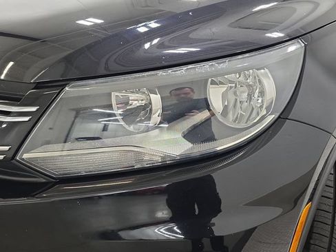 Used 2012 Volkswagen Tiguan S FWD image 26