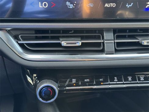 New 2026 Chevrolet Equinox EV LT image 15