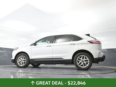 Used 2024 Ford Edge SEL image 55