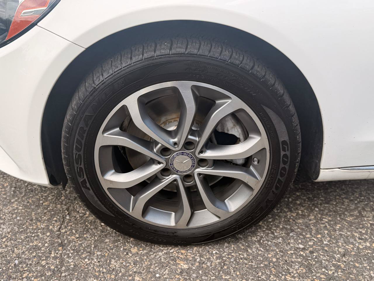 Used 2015 Mercedes-Benz C 300 4MATIC Sedan image 12