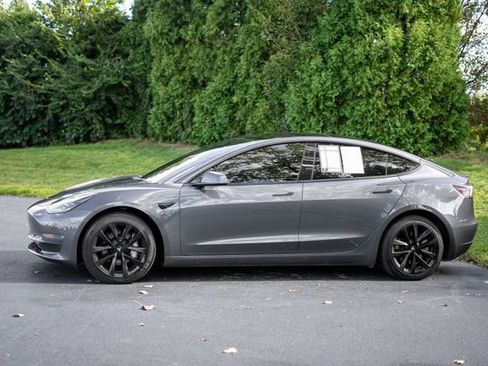 Used 2023 Tesla Model 3 Long Range AWD/4WD image 8