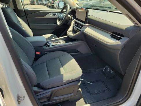 Used 2026 Ford Explorer Active RWD image 16