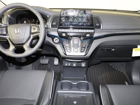 New 2026 Honda Odyssey Elite image 8
