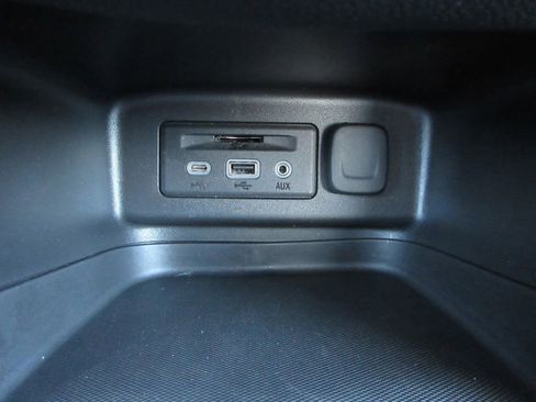 Certified 2023 Chevrolet Equinox RS image 30