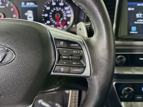 Used 2019 Hyundai Sonata Sport w/ Tech Package 03 FWD image 15