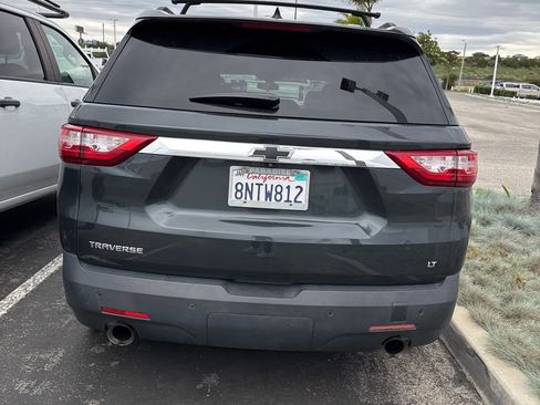 Used 2020 Chevrolet Traverse LT image 5