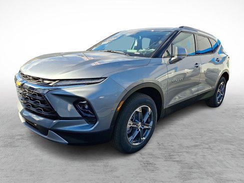 New 2026 Chevrolet Blazer LT w/ Convenience Package image 3