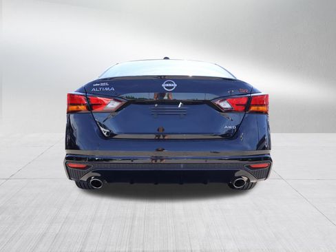Used 2025 Nissan Altima 2.5 SR AWD/4WD image 6