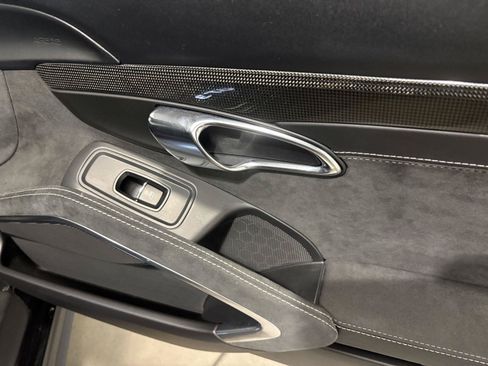 Used 2015 Porsche 911 GT3 RWD image 37