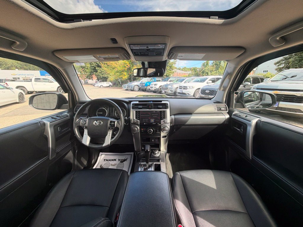 Used 2023 Toyota 4Runner TRD Sport AWD/4WD image 22