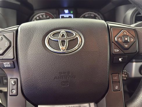 Used 2022 Toyota Tacoma SR image 24