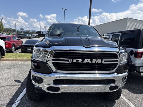 Used 2019 RAM 1500 Big Horn AWD/4WD image 4