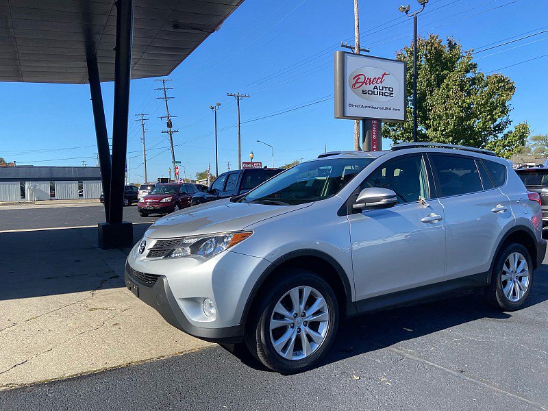 Used 2014 Toyota RAV4 Limited w/ Technology Package AWD/4WD image 2