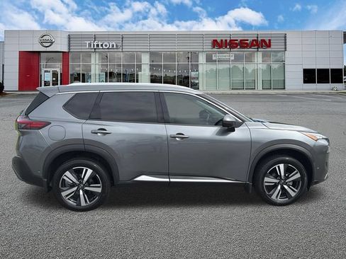 Used 2023 Nissan Rogue SL w/ SL Premium Package FWD image 8