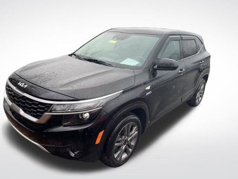 Certified 2022 Kia Seltos LX image 8