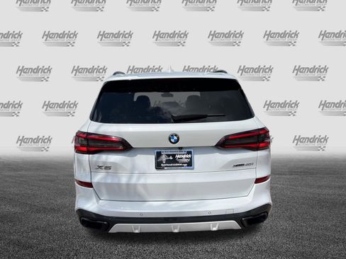 Used 2022 BMW X5 xDrive40i w/ M Sport Package image 9