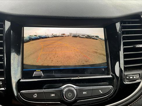 Used 2019 Chevrolet Trax LT w/ LT Convenience Package image 29