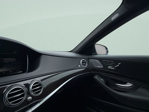 Used 2015 Mercedes-Benz S 550 4MATIC Sedan image 15