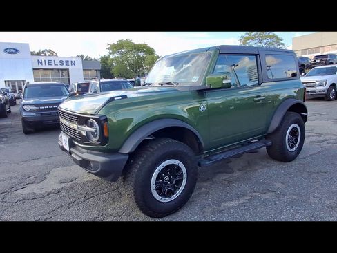 Certified 2022 Ford Bronco Outer Banks w/ Sasquatch Package AWD/4WD image 4