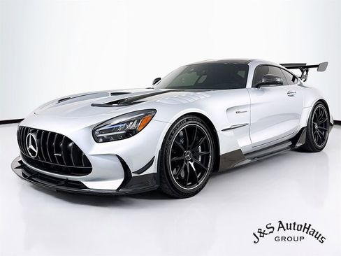 Used 2021 Mercedes-Benz AMG GT Black Series image 3