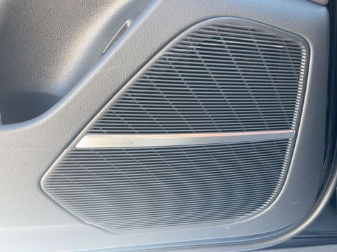 New 2026 Audi SQ8 Premium Plus image 21