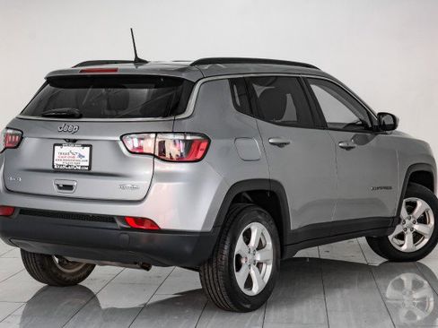 Used 2021 Jeep Compass Latitude image 7