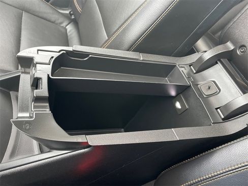 Used 2018 GMC Terrain SLT w/ Preferred Package image 19