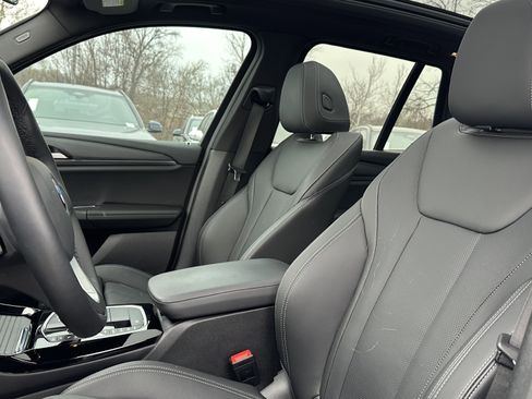 Used 2024 BMW X3 xDrive30i w/ Premium Package image 18