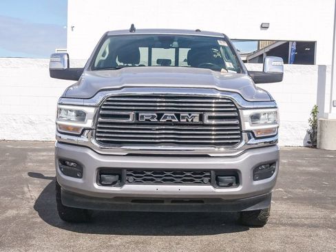Used 2024 RAM 2500 Laramie AWD/4WD image 2