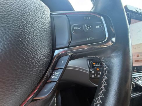 Used 2022 RAM 1500 Limited w/ Night Edition AWD/4WD image 17