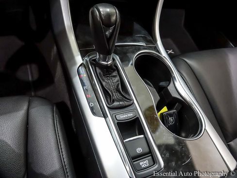 Used 2019 Acura TLX FWD image 25