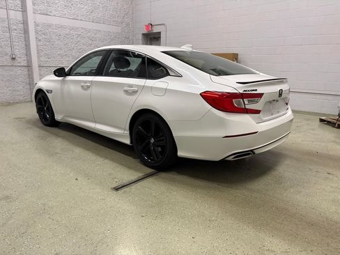 Used 2019 Honda Accord Sport image 6