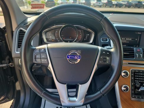 Used 2017 Volvo XC60 T5 Inscription w/ Advanced Package AWD/4WD image 20