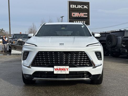 New 2026 Buick Enclave Avenir image 2