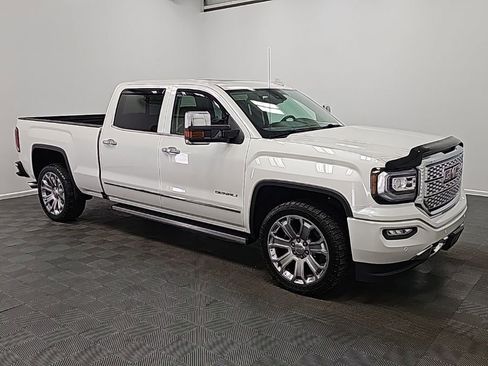 Used 2018 GMC Sierra 1500 Denali w/ Denali Ultimate Package image 1