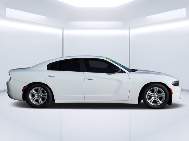 Used 2023 Dodge Charger SXT RWD image 2