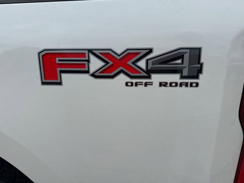 Used 2024 Ford F250 Platinum AWD/4WD image 6