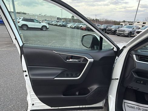Used 2024 Toyota RAV4 XLE image 23