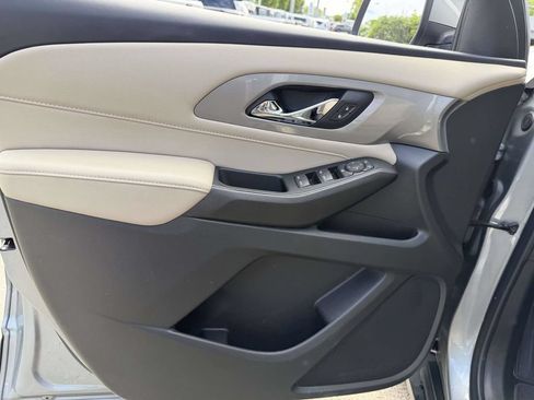 Used 2023 Chevrolet Traverse LS w/ Safety Package FWD image 19