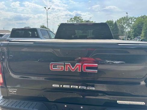 Used 2024 GMC Sierra 1500 Elevation AWD/4WD image 4
