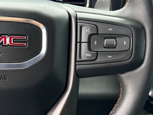 Used 2024 GMC Sierra 1500 AT4 w/ Technology Package AWD/4WD image 18