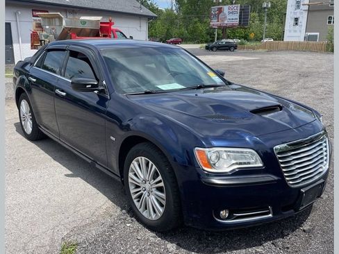 Used 2014 Chrysler 300 C AWD/4WD image 1