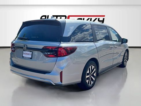 Used 2025 Honda Odyssey EX-L image 7