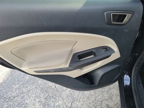 Used 2020 Ford EcoSport SE w/ SE Convenience Package image 9